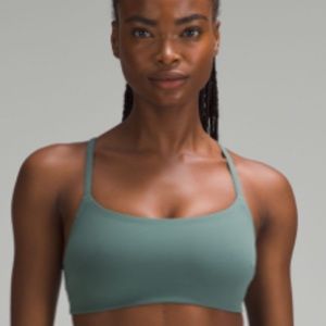 Lululemon Wunder train strappy racer bra